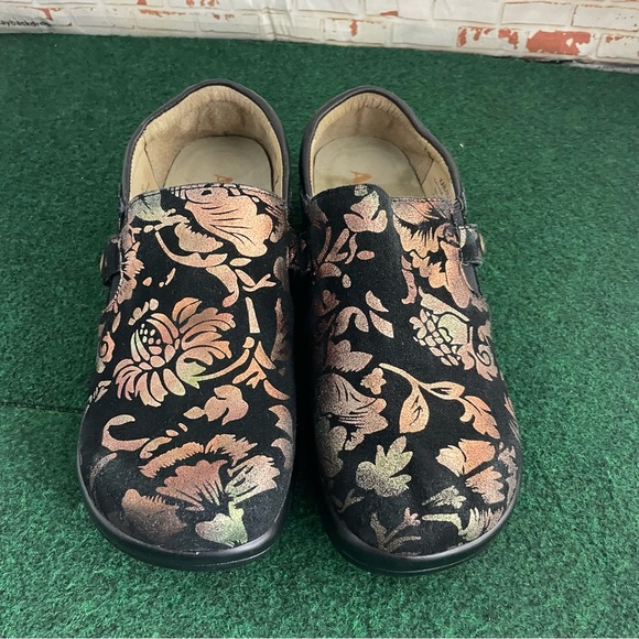 Alegria Kara Floral Slip On Clogs - Picture 5 of 11